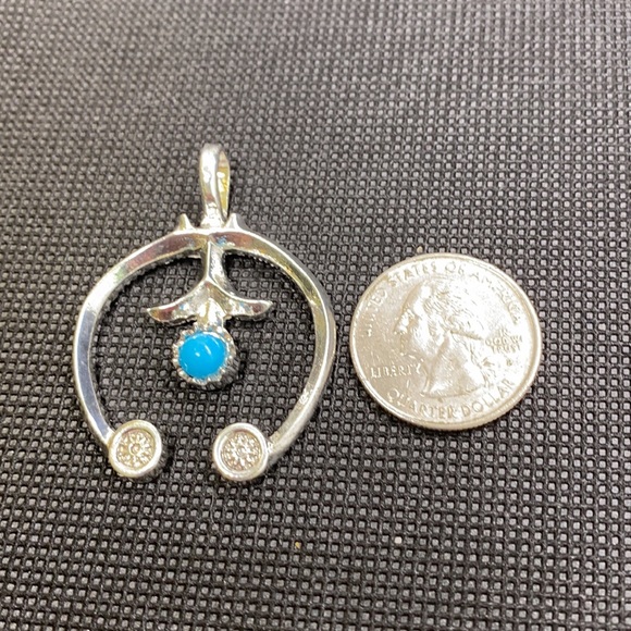 Large sterling silver, turquoise pendant - Picture 5 of 10